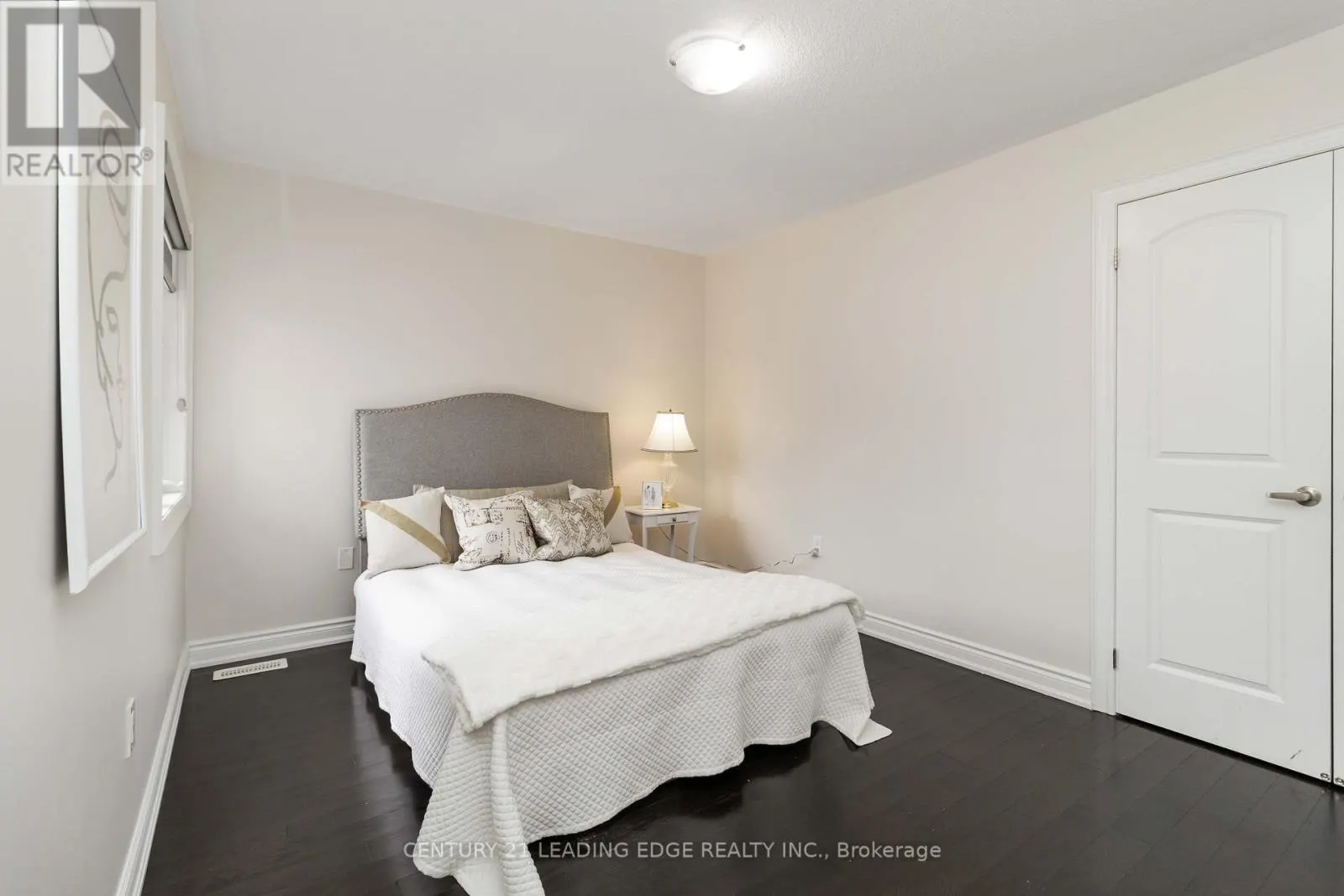 4 WAINWRIGHT DRIVE