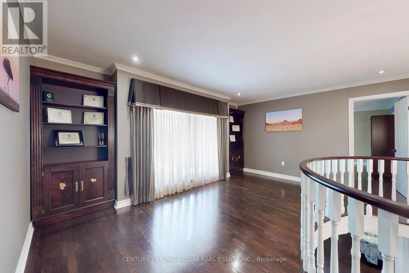 110 CRAWFORD CRESCENT