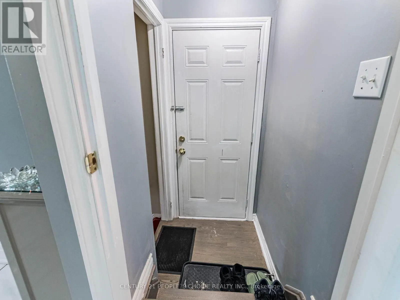 367 MOUNTAINASH ROAD