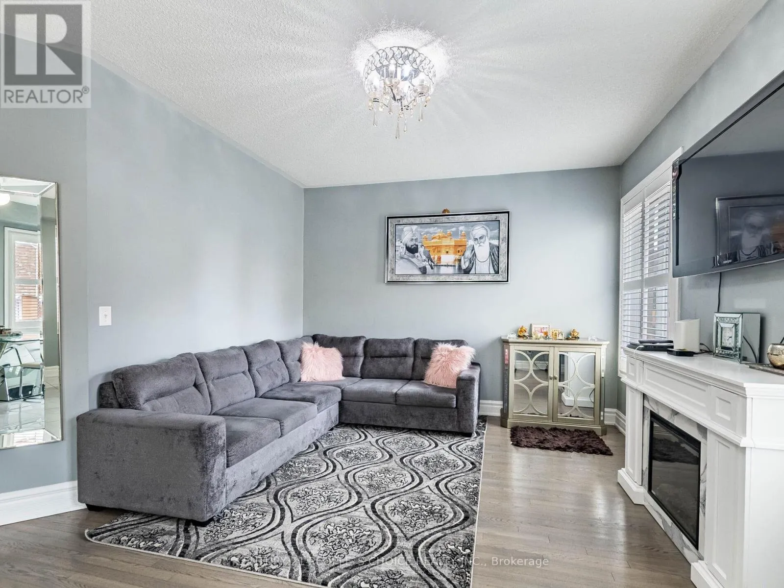 367 MOUNTAINASH ROAD