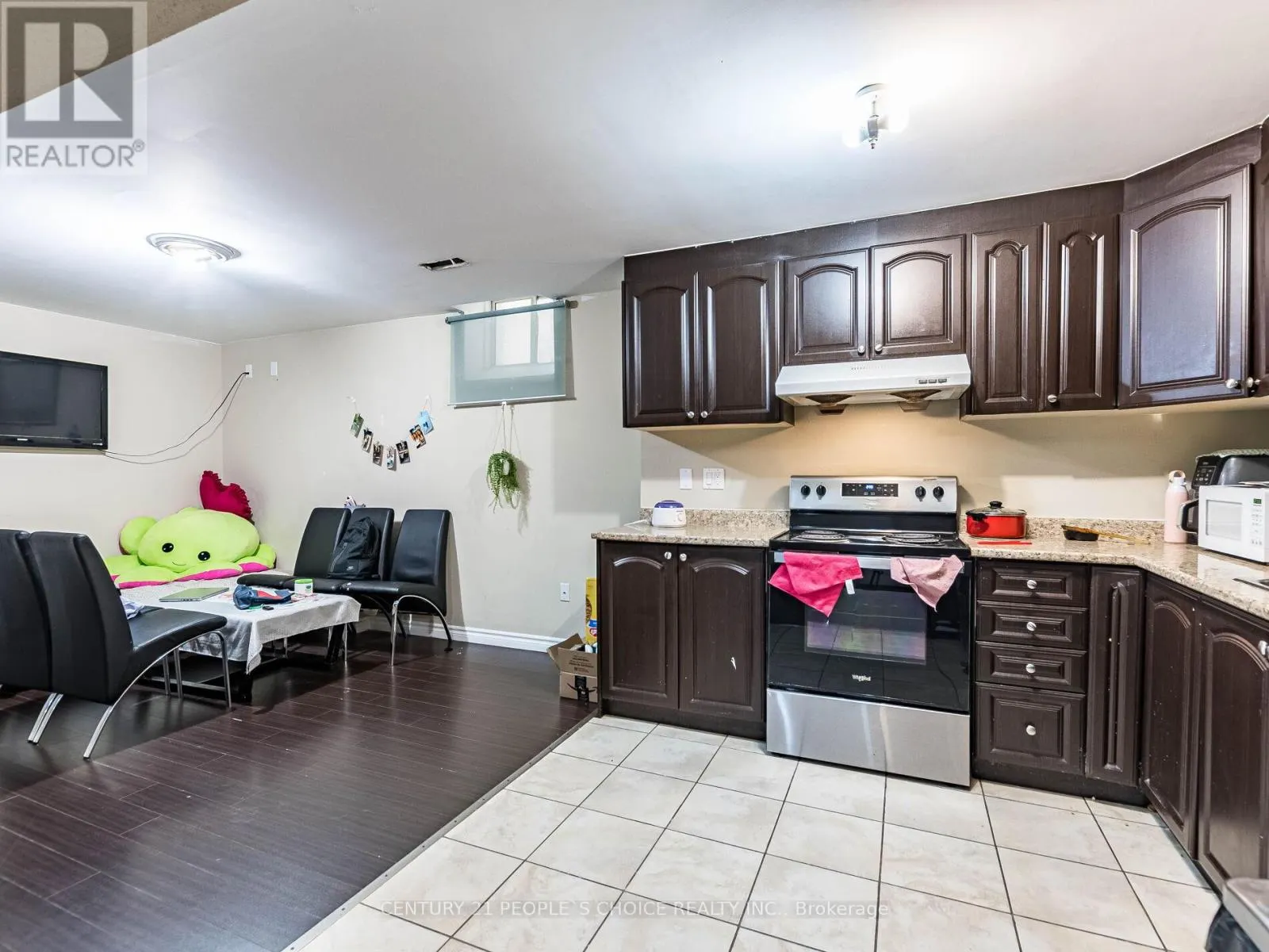 367 MOUNTAINASH ROAD