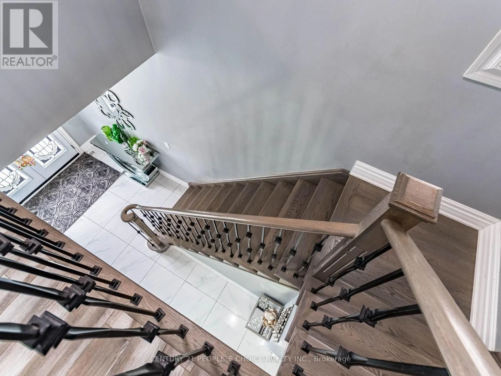 367 MOUNTAINASH ROAD