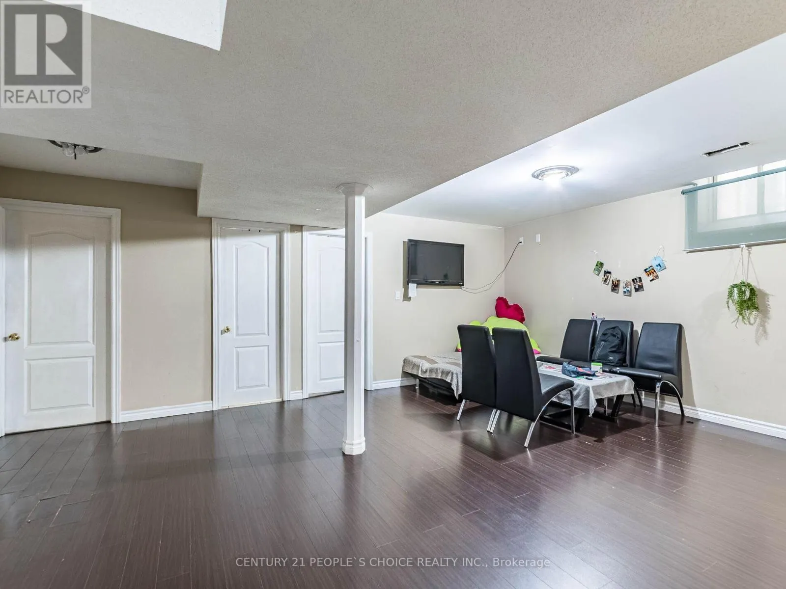 367 MOUNTAINASH ROAD