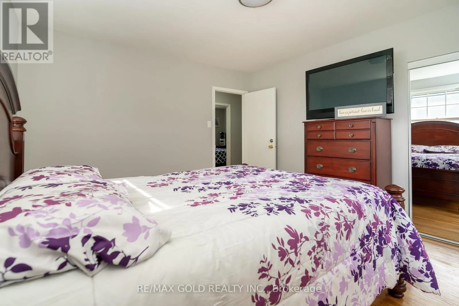 66 DANESBURY CRESCENT