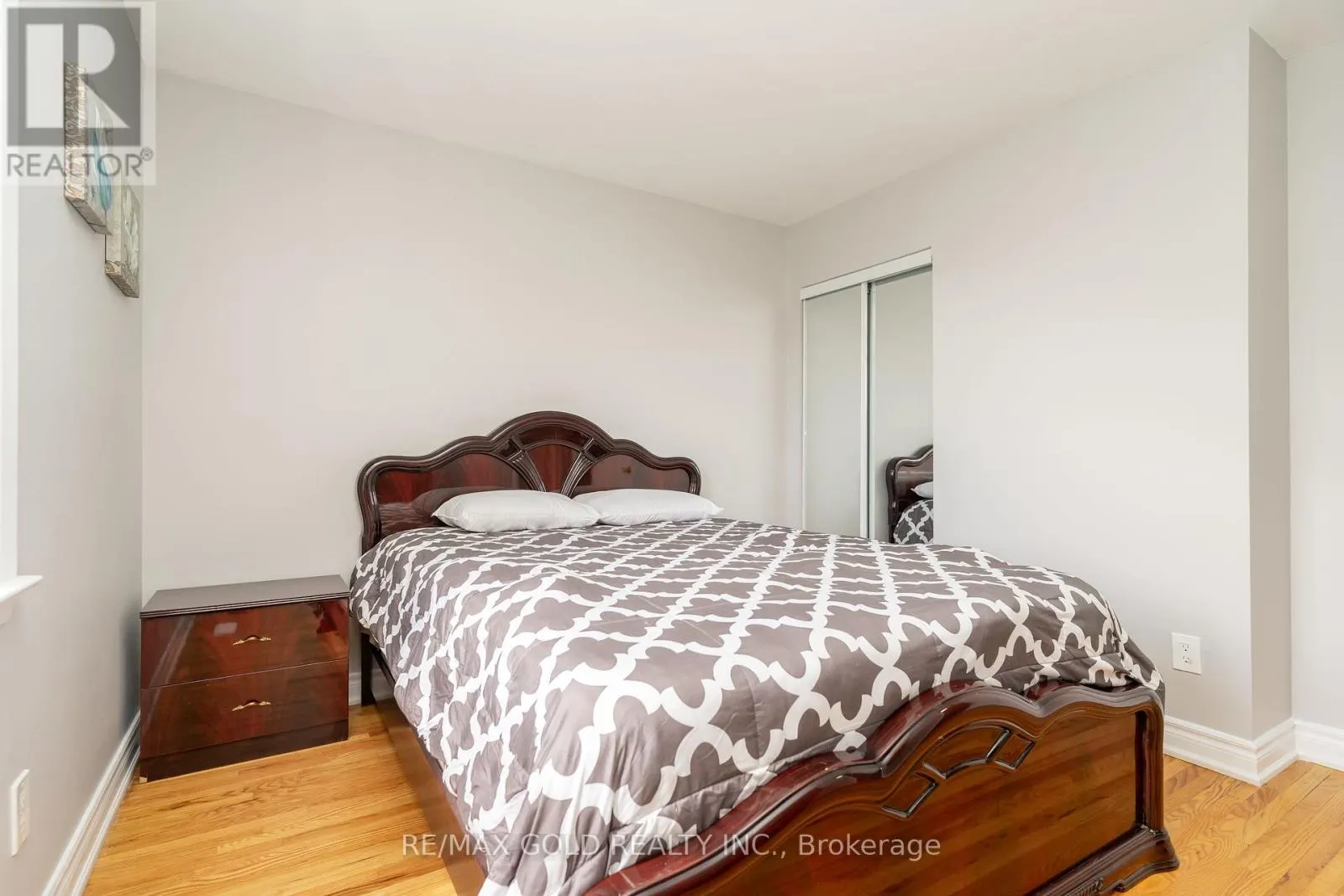 66 DANESBURY CRESCENT