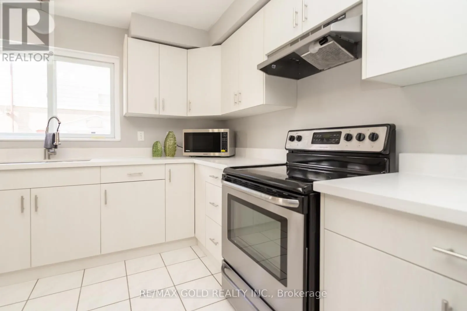 66 DANESBURY CRESCENT