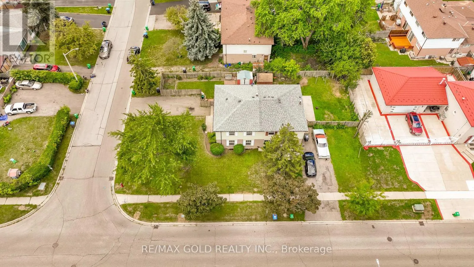 66 DANESBURY CRESCENT