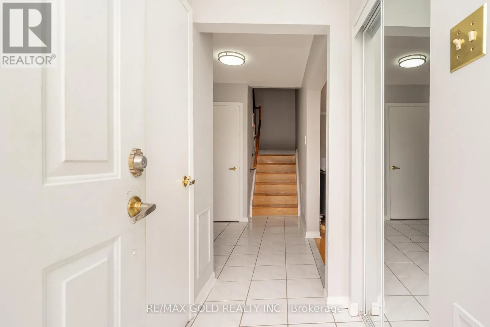 66 DANESBURY CRESCENT