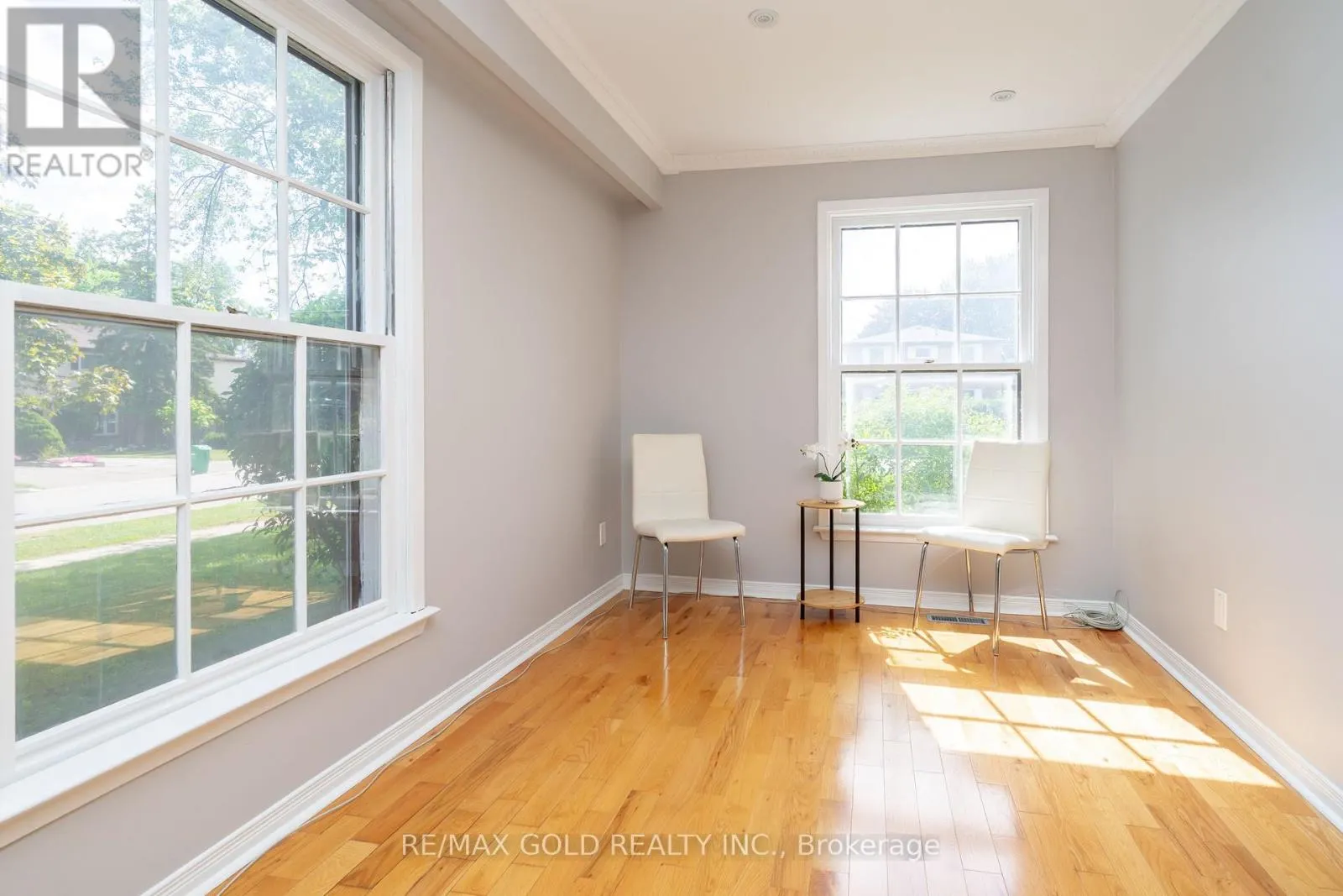 66 DANESBURY CRESCENT