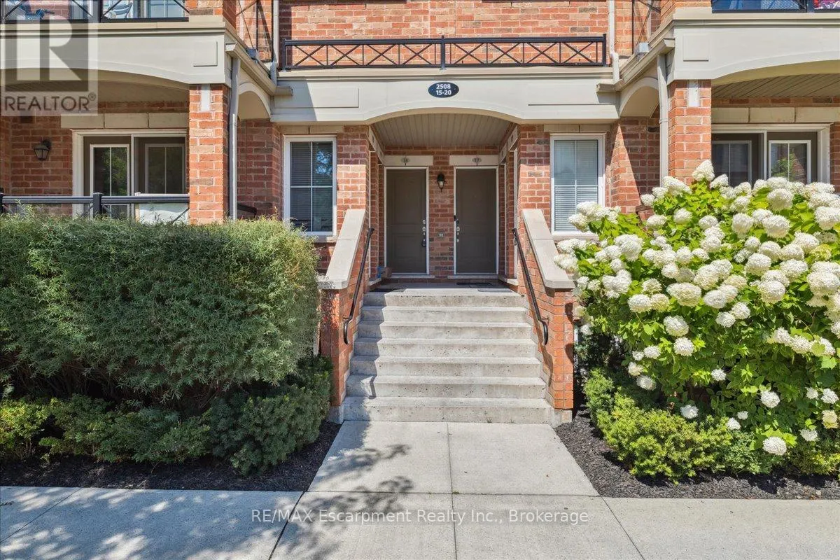 17 - 2508 POST ROAD, #17