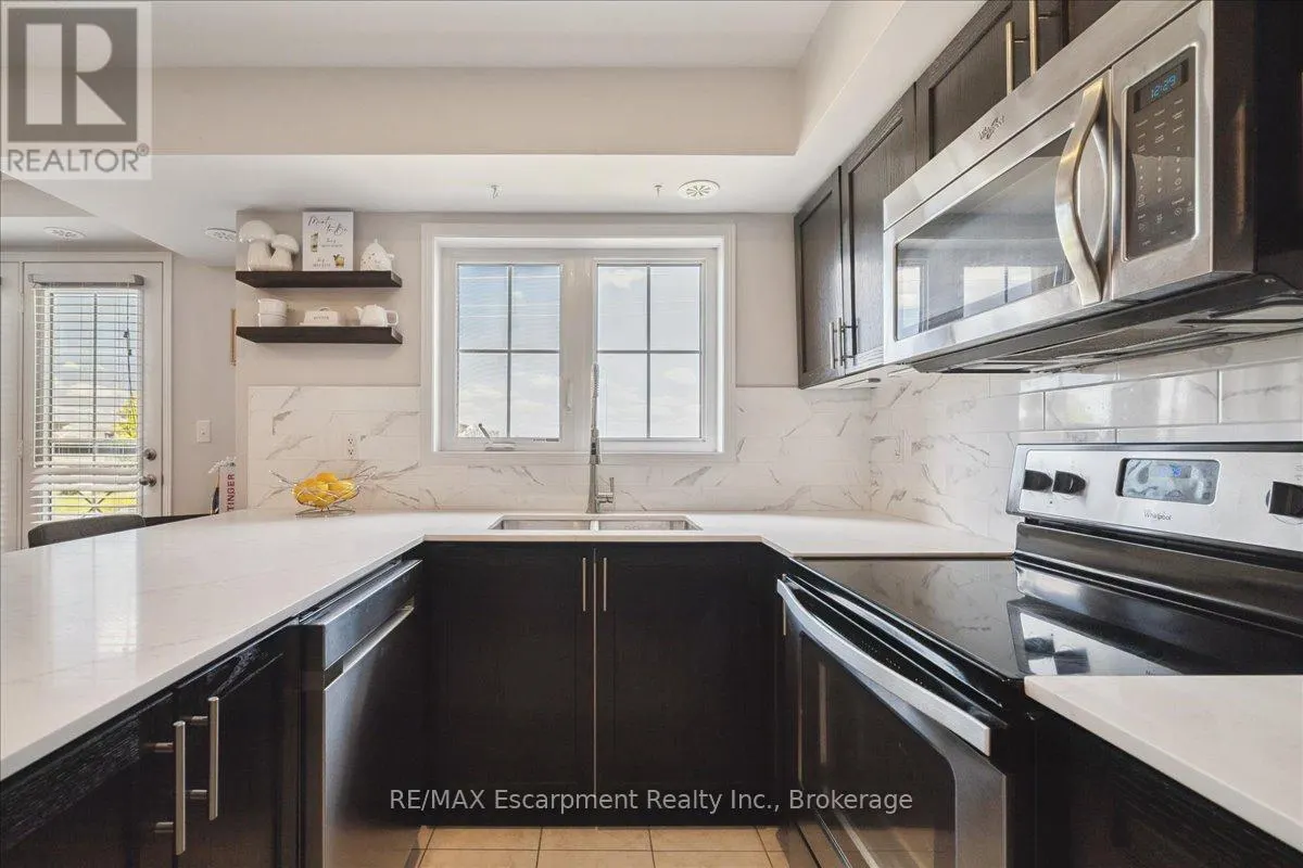 17 - 2508 POST ROAD, #17