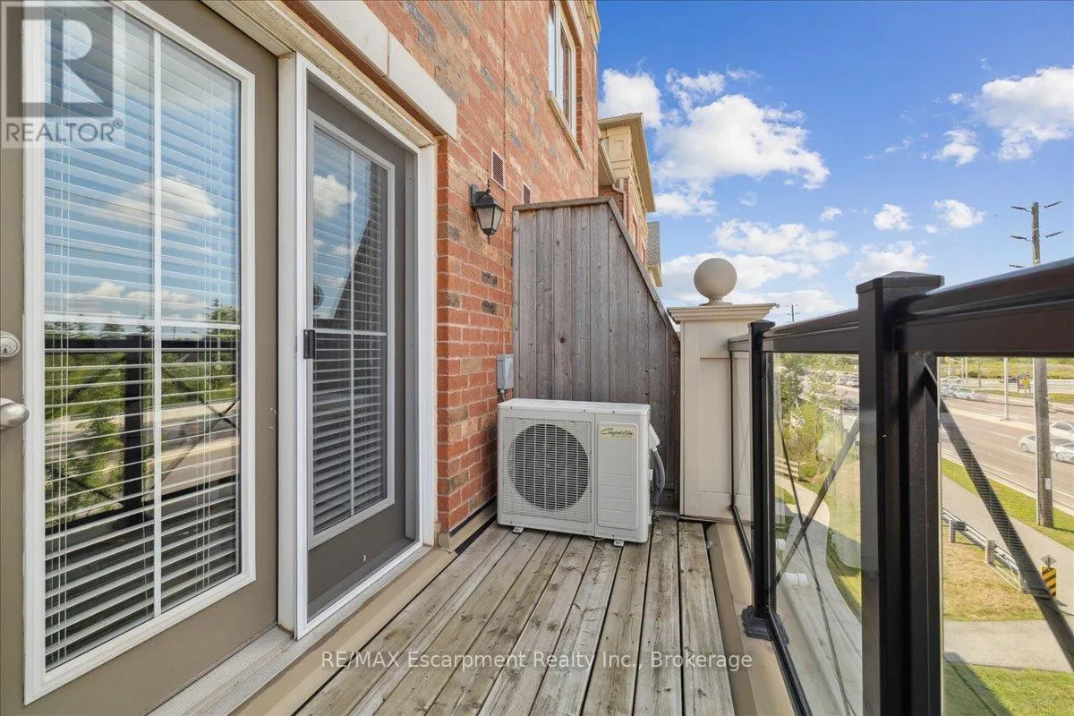 17 - 2508 POST ROAD, #17
