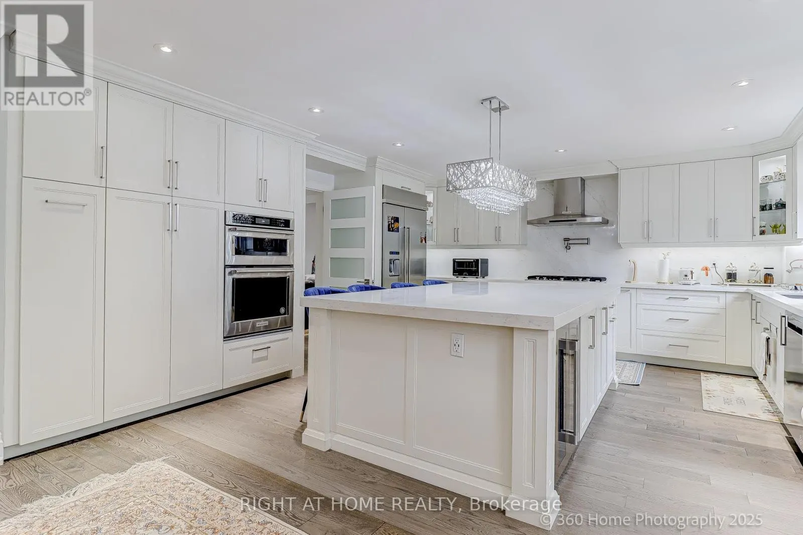 1016 RED PINE CRESCENT