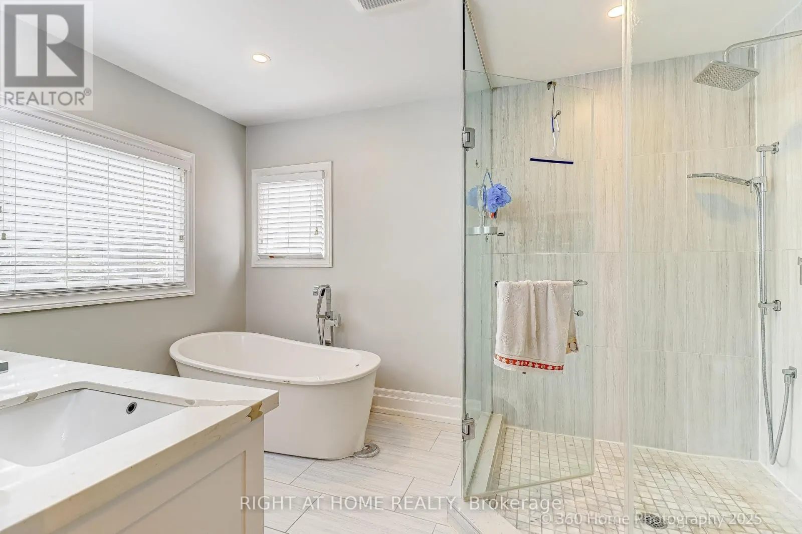 1016 RED PINE CRESCENT