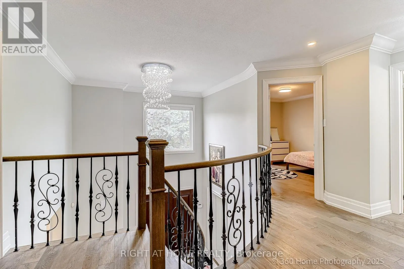 1016 RED PINE CRESCENT