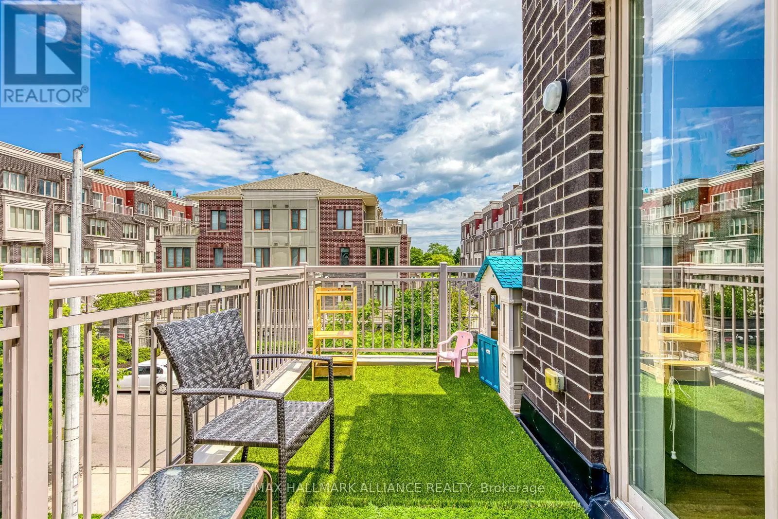 18 - 140 LONG BRANCH AVENUE