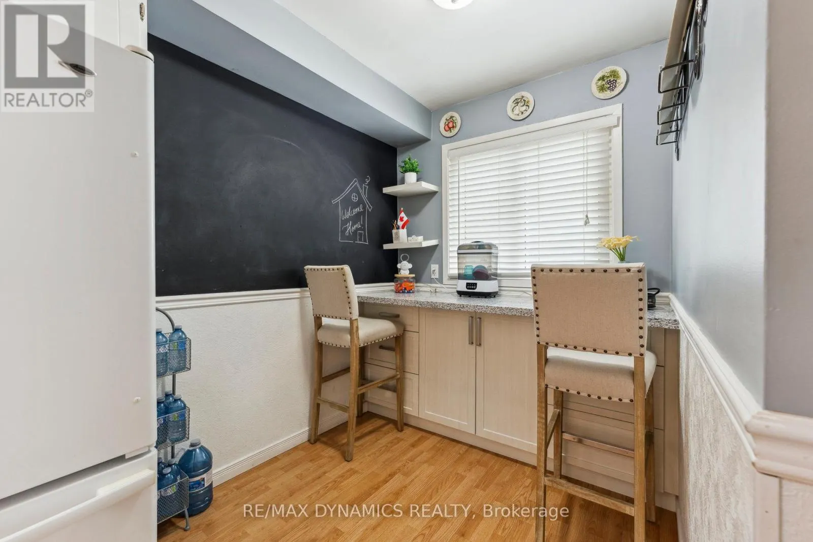 82 LYNDEN CIRCLE