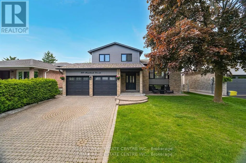 583 MOORELANDS CRESCENT