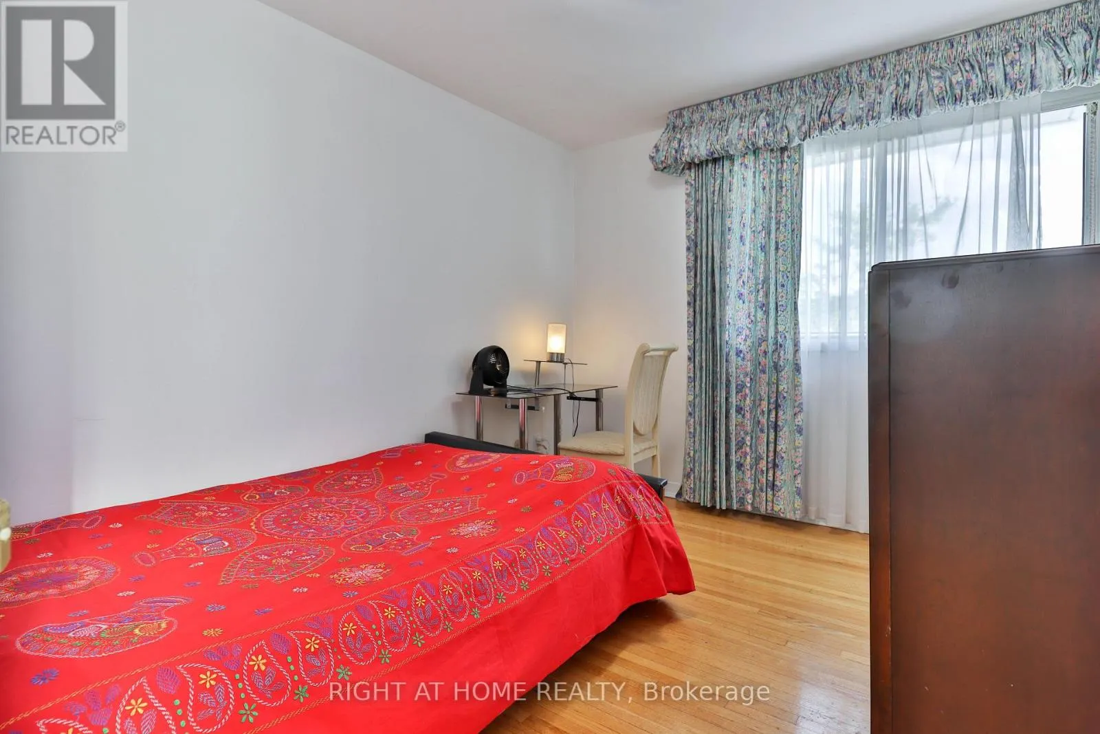 106 GRANDRAVINE DRIVE