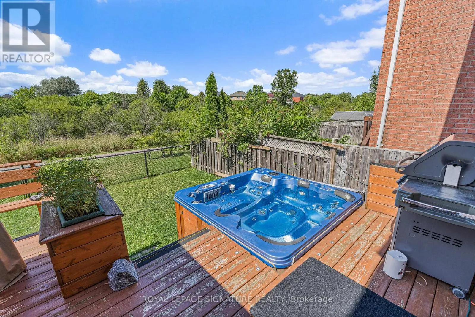 116 RIVER ROCK CRESCENT