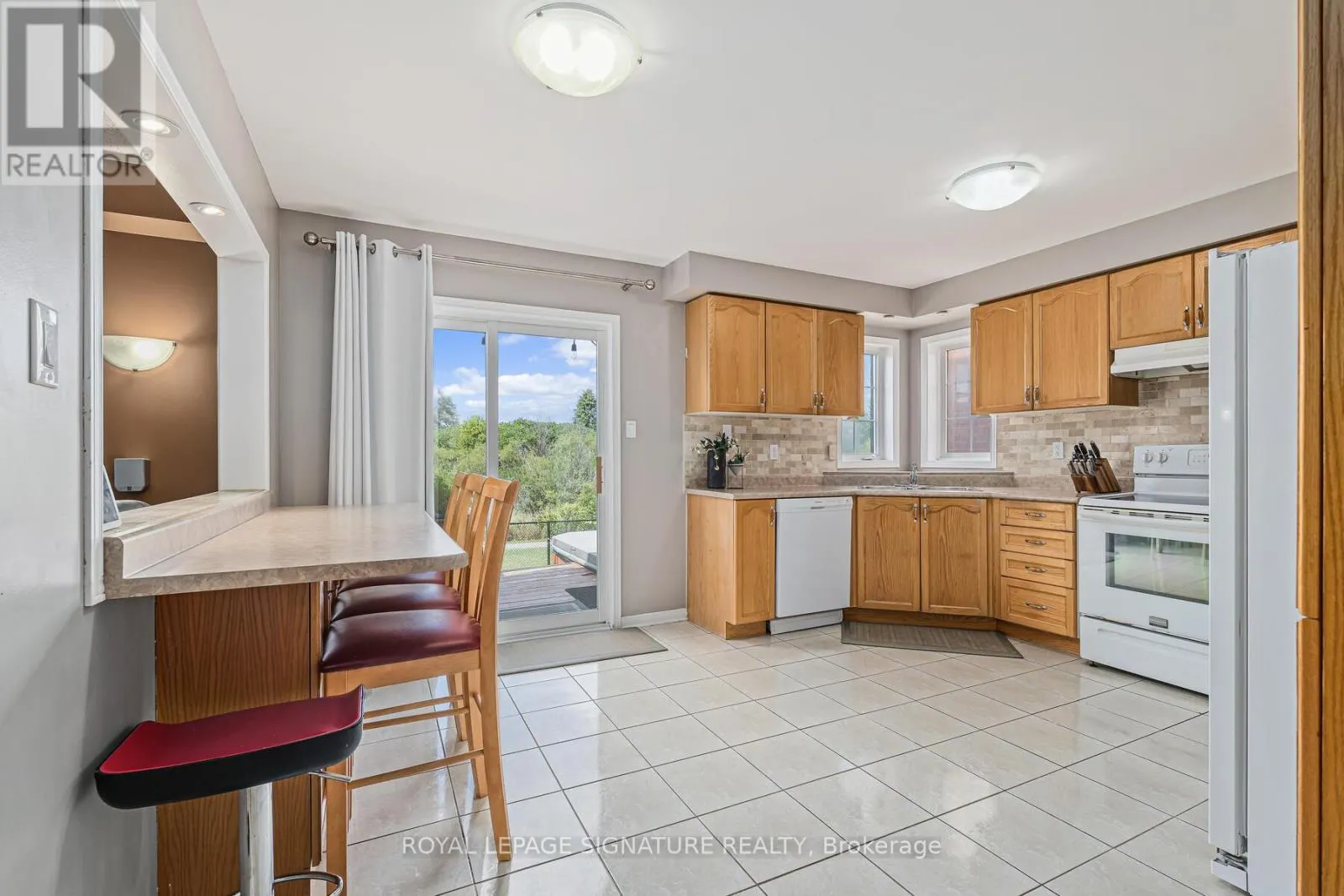 116 RIVER ROCK CRESCENT