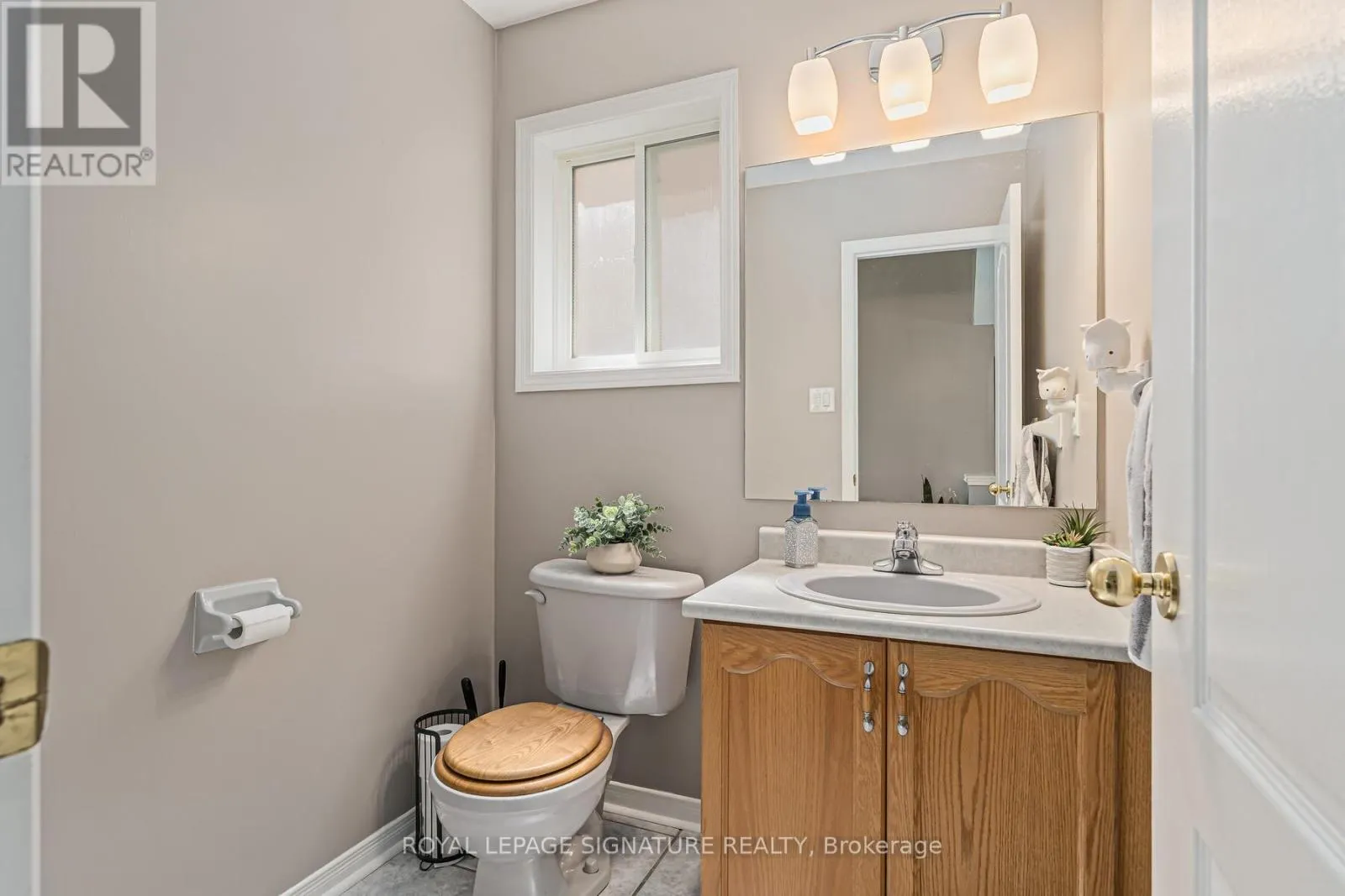 116 RIVER ROCK CRESCENT