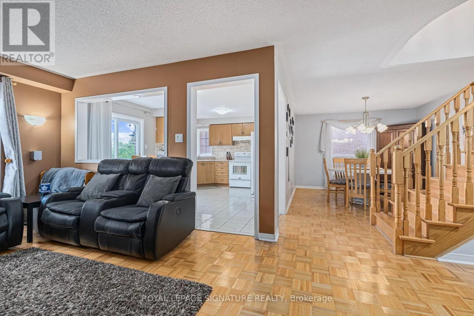 116 RIVER ROCK CRESCENT