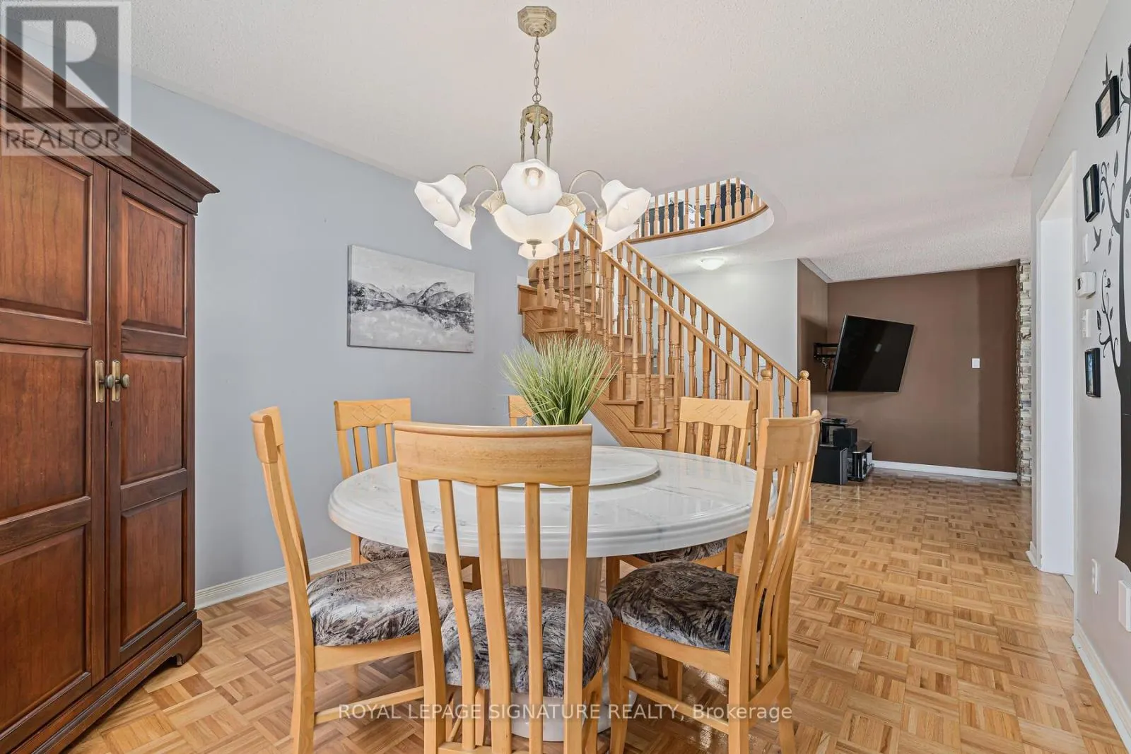 116 RIVER ROCK CRESCENT
