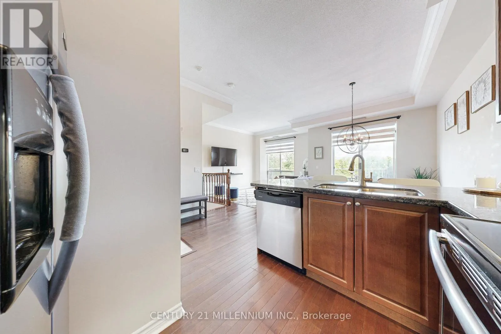 PH4 - 483 FAITH DRIVE