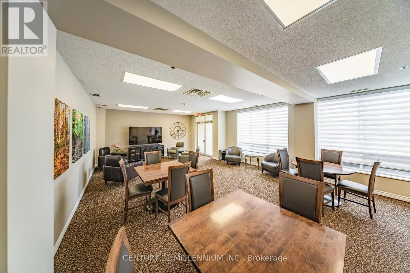 PH4 - 483 FAITH DRIVE