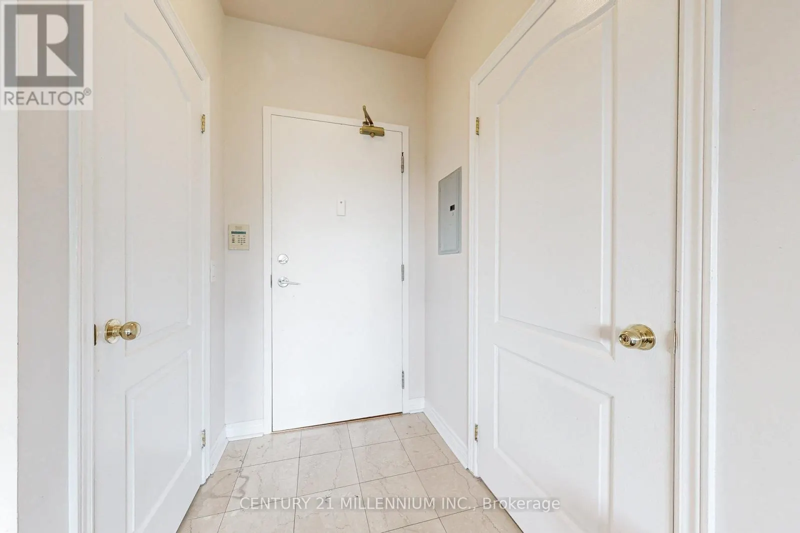PH4 - 483 FAITH DRIVE