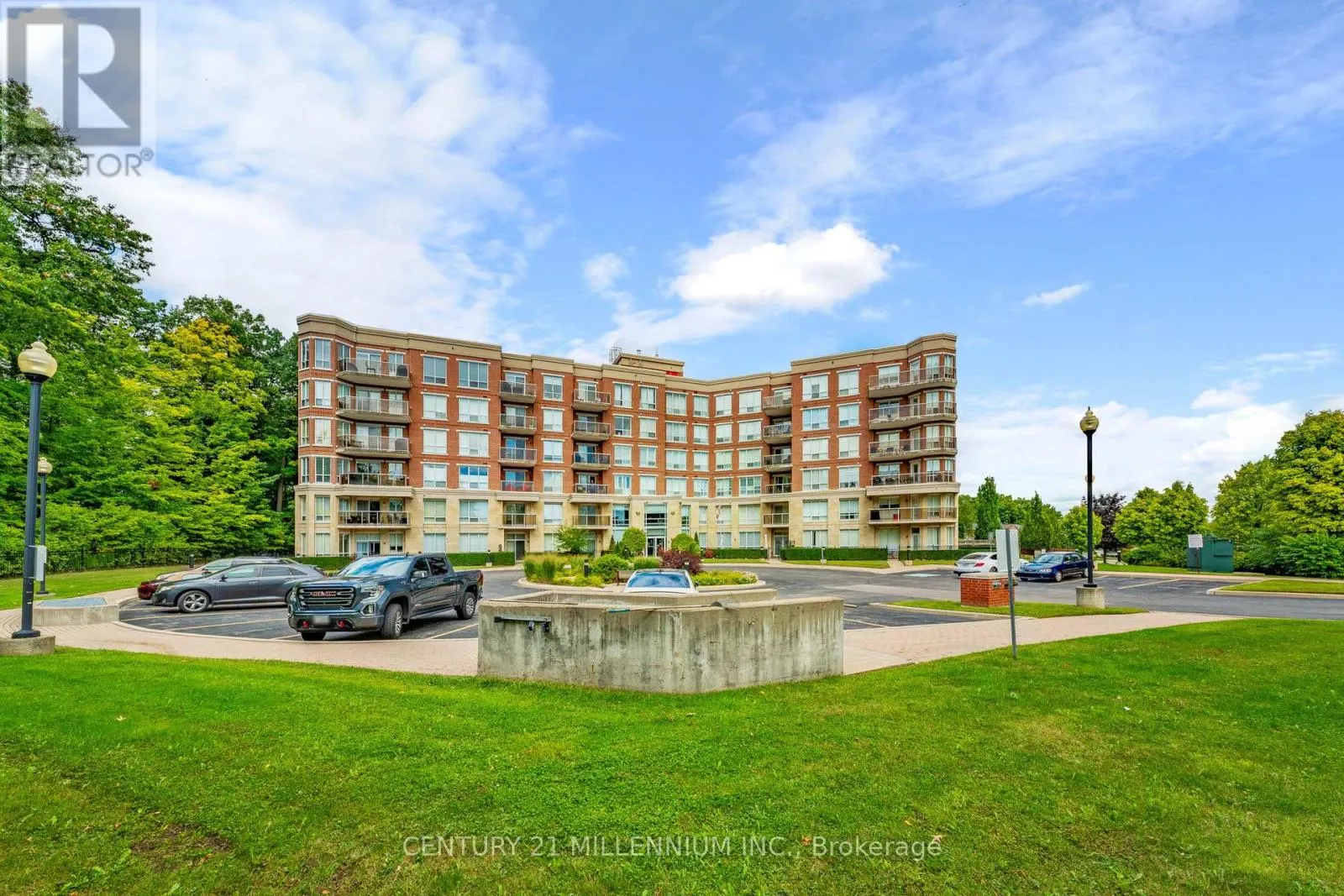 PH4 - 483 FAITH DRIVE