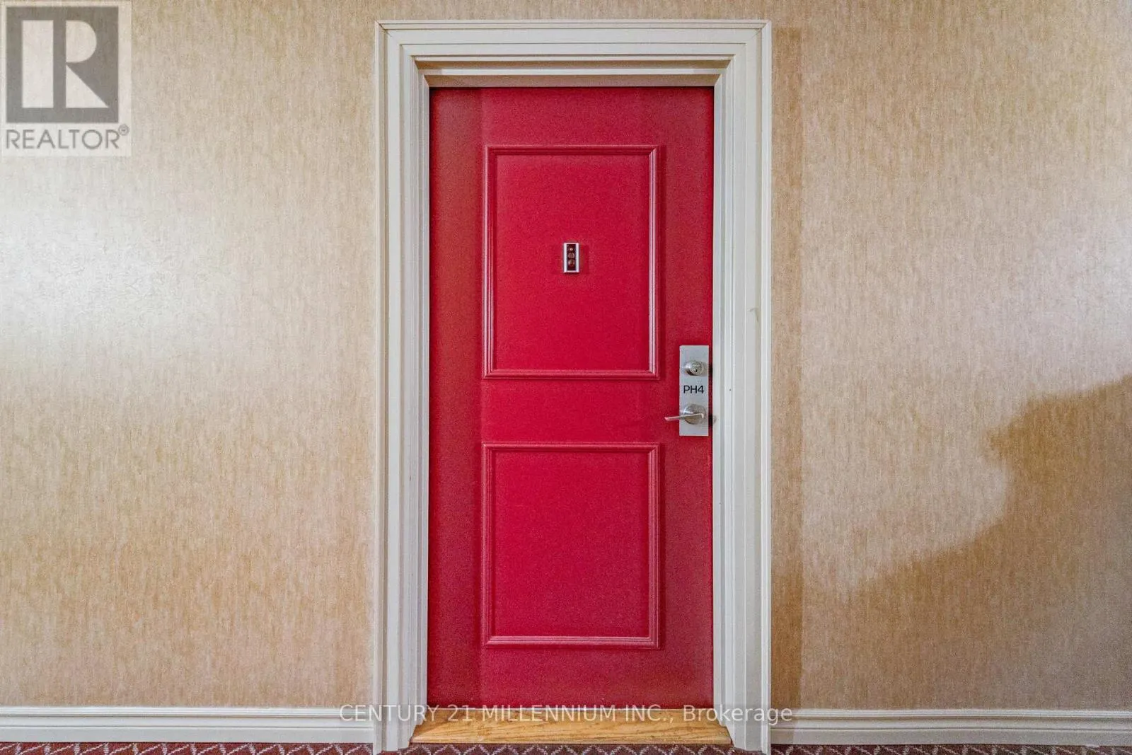 PH4 - 483 FAITH DRIVE