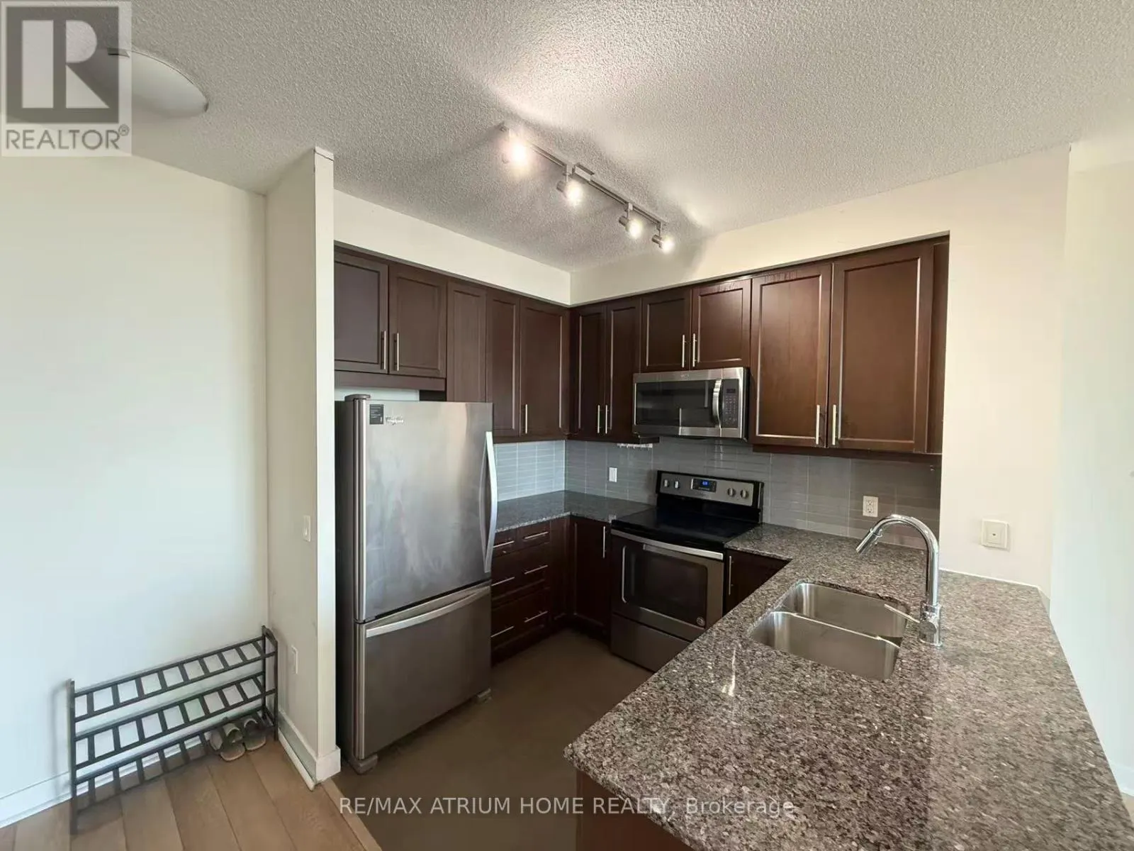 2506 - 3975 GRAND PARK DRIVE W