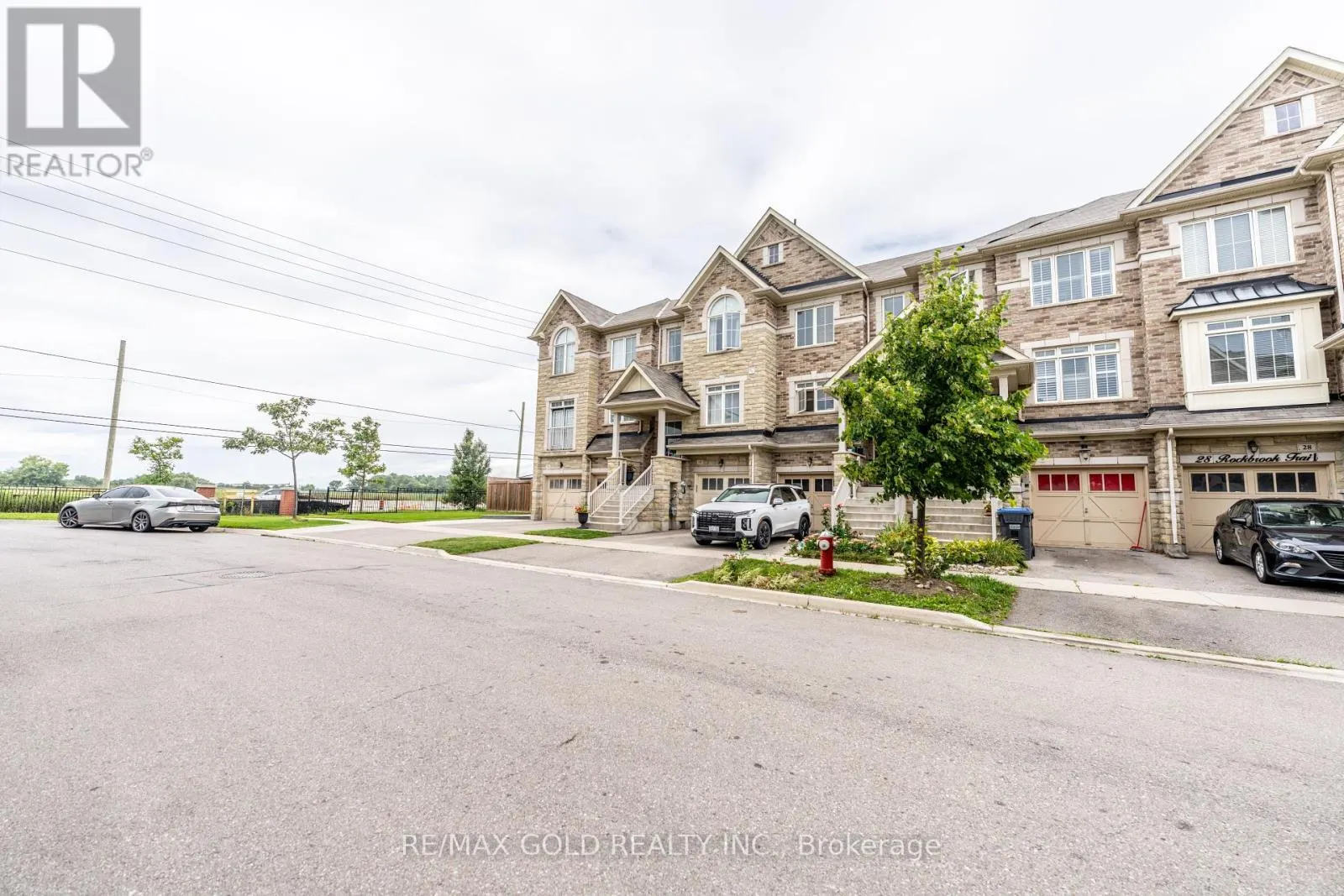 34 ROCKBROOK TRAIL