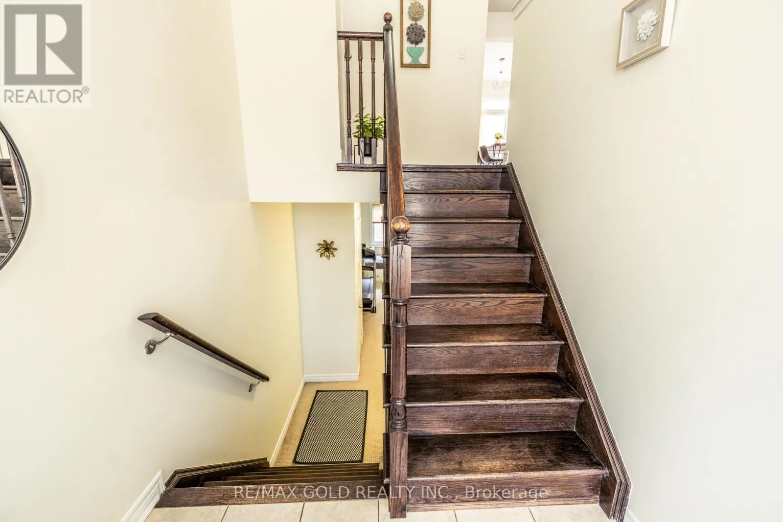 34 ROCKBROOK TRAIL