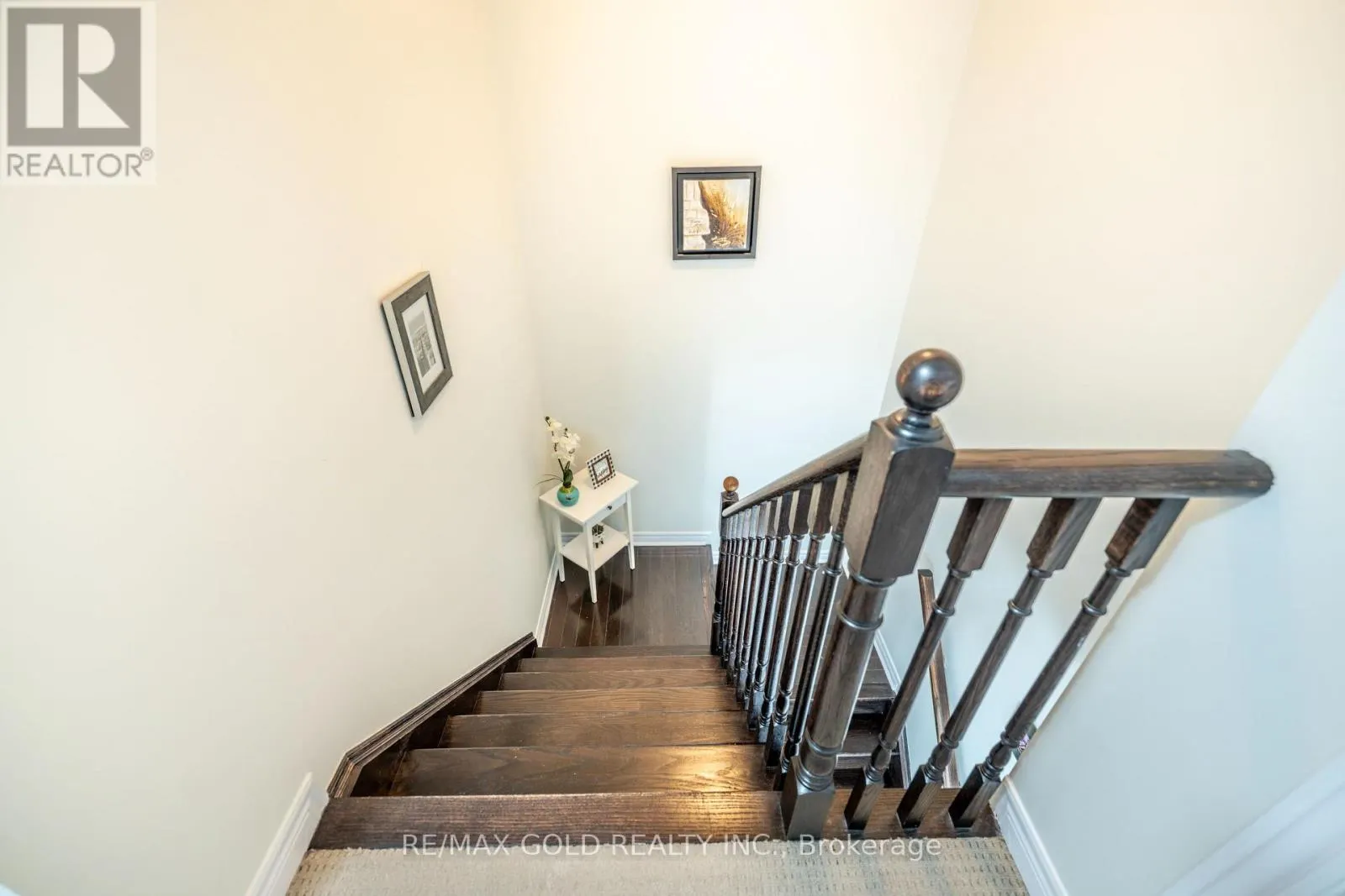 34 ROCKBROOK TRAIL