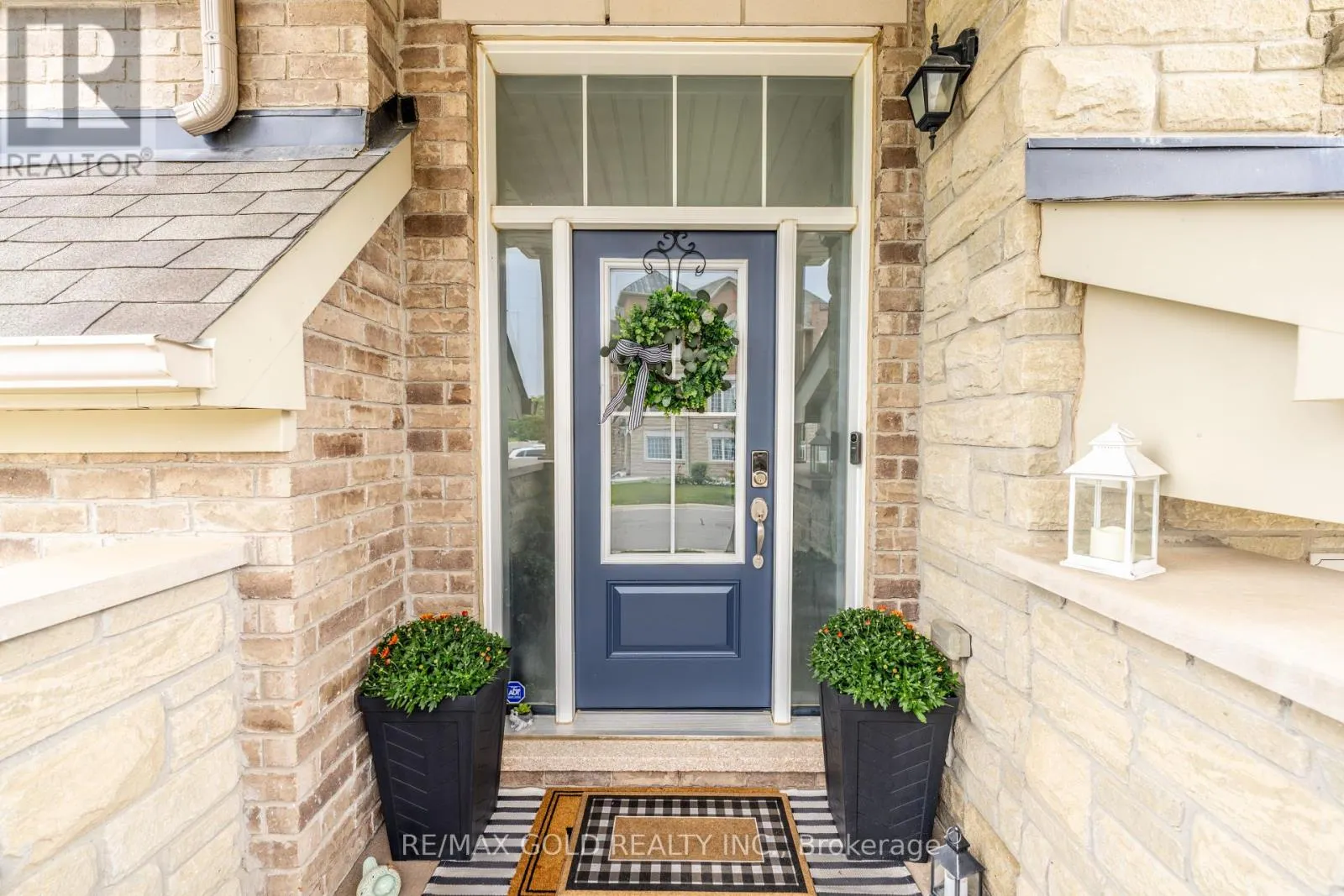 34 ROCKBROOK TRAIL