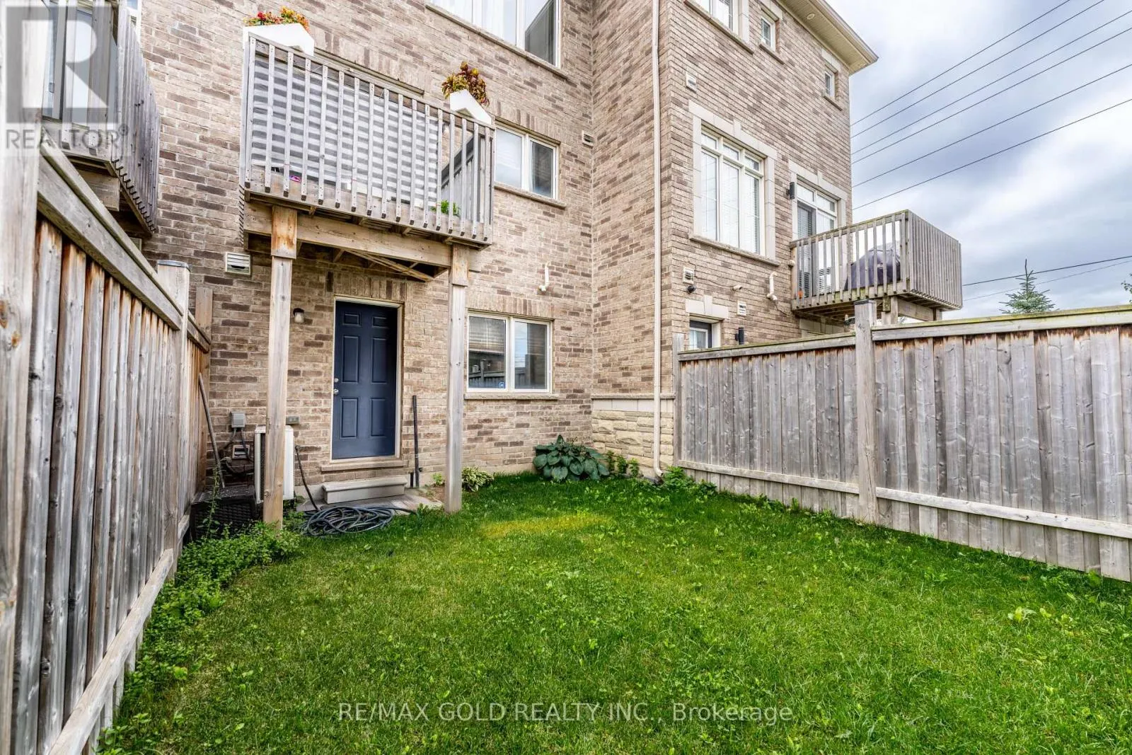 34 ROCKBROOK TRAIL