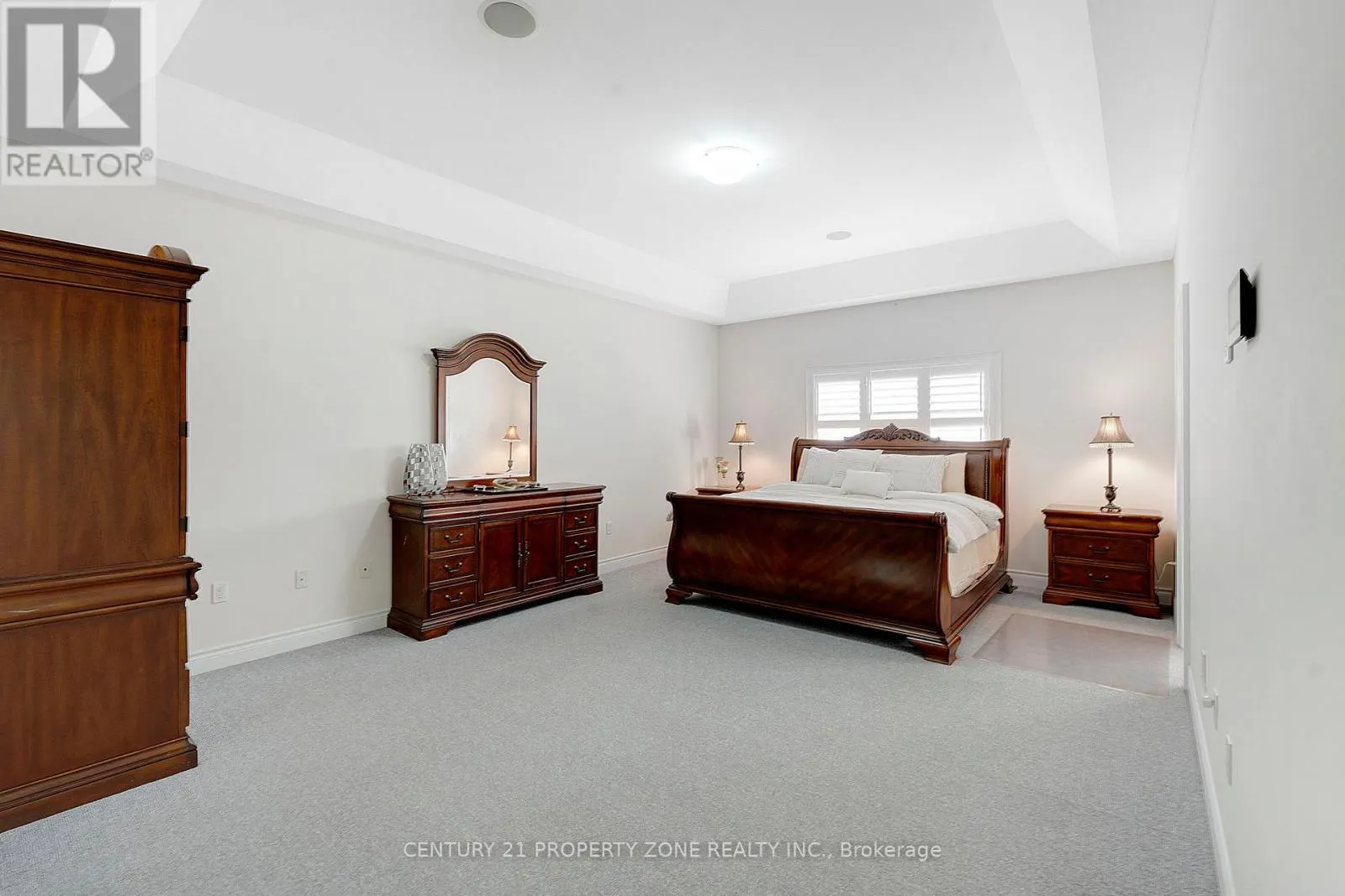 5198 ADOBE COURT