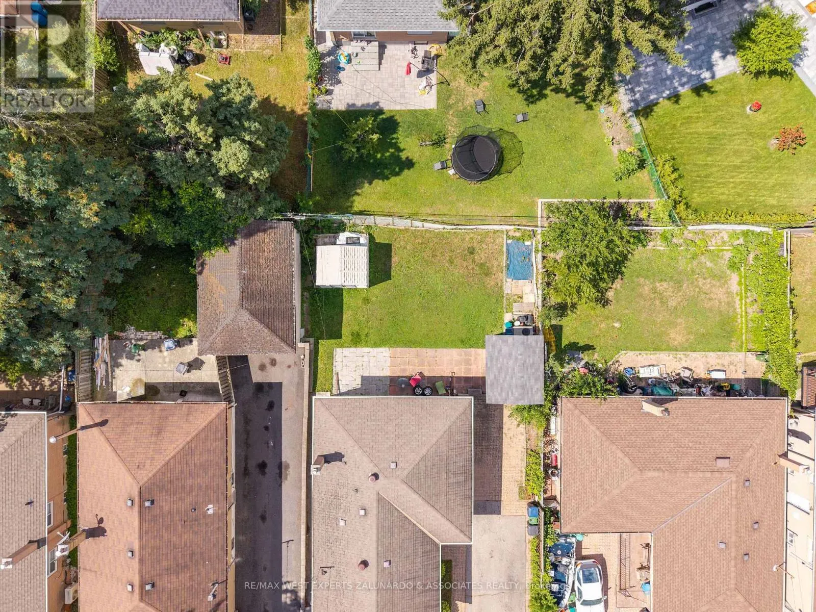 10 DASHWOOD CRESCENT