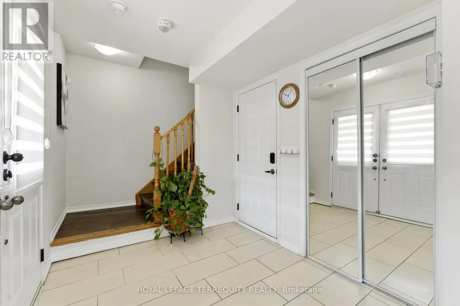 49 GOLDEN SPRINGS DRIVE