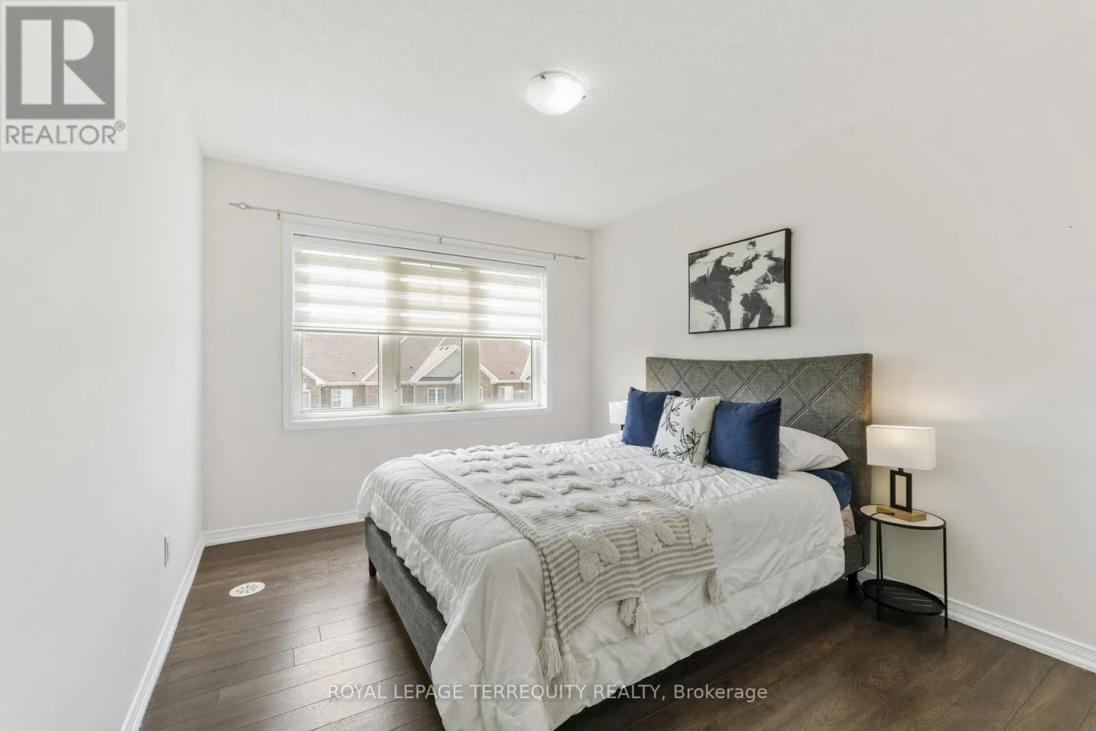 49 GOLDEN SPRINGS DRIVE