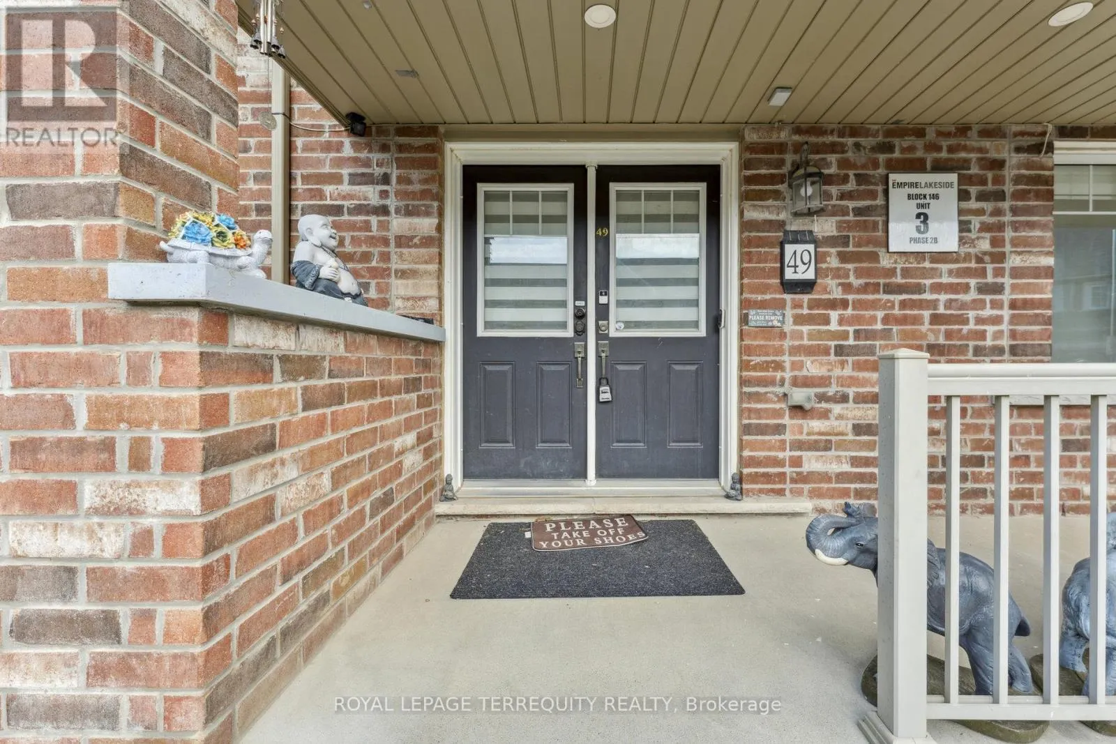 49 GOLDEN SPRINGS DRIVE