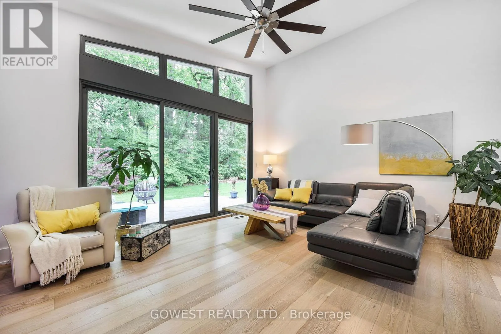 344 DALEWOOD DRIVE