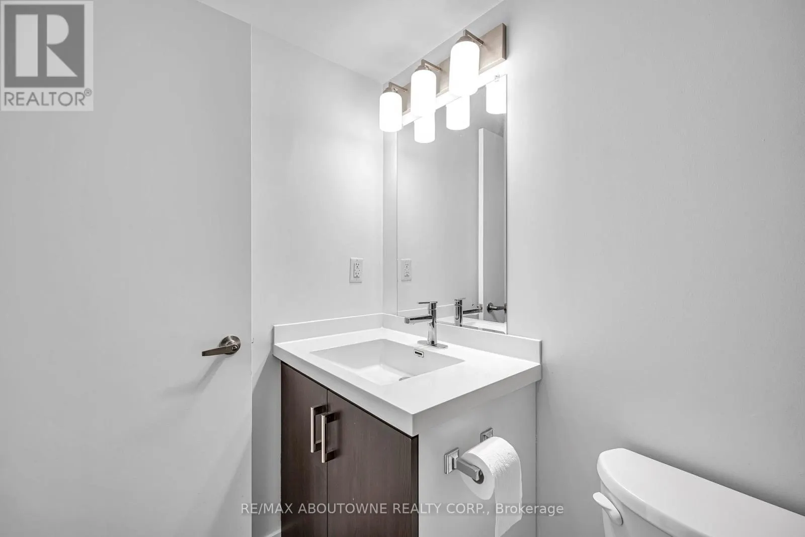 1105 - 1410 DUPONT STREET