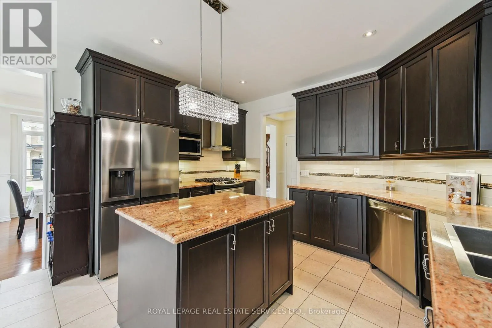 3150 TRAILSIDE DRIVE
