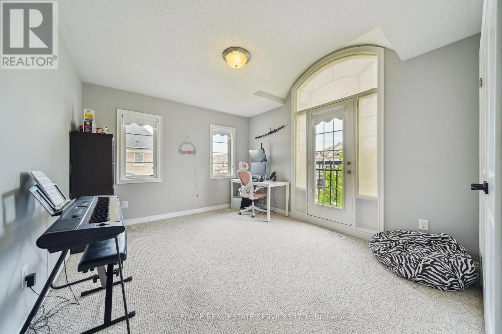 3150 TRAILSIDE DRIVE