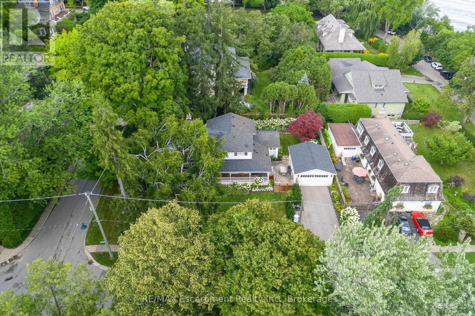 212 KING STREET