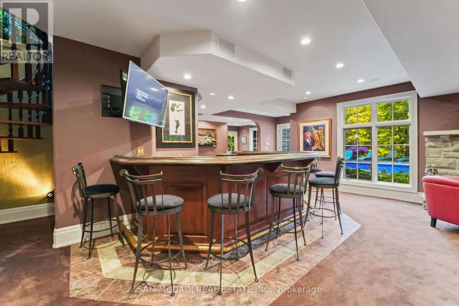 10140 PINEVIEW TRAIL